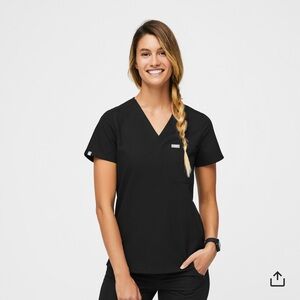 Figs Black Catarina One-Pocket Scrub Top